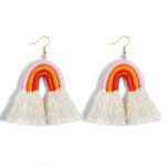accessoire en macramé arc en ciel