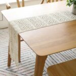 chemin de table vintage dentelle