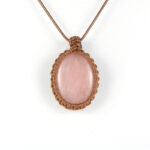 collier macramé pierre