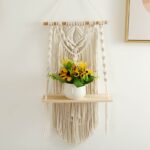 décoration murale macramé pompon