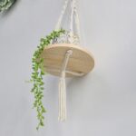 étagère en macramé design suspendu