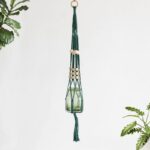 pot de fleurs en macramé suspendu