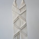 déco en macramé avec fleurs